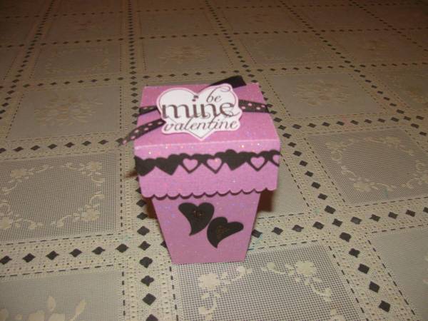 valentine treat box