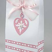 DSC04127_-_Lockets_of_Love_-_Decorated_Bag_-_Pazzles_-_ilove2cutpaper.jpg