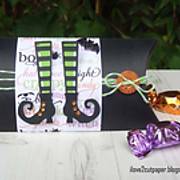 DSC06746_-_trick_or_treat_-_halloween_-_pillow_box_-_pazzles_-_ilove2cutpaper.jpg