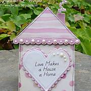 house_shaped_card_-_pinkalicious_-_mag.jpg