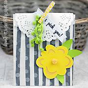 MG_7820---i-pick-you---decorated-bag---ilove2cutpaper.jpg