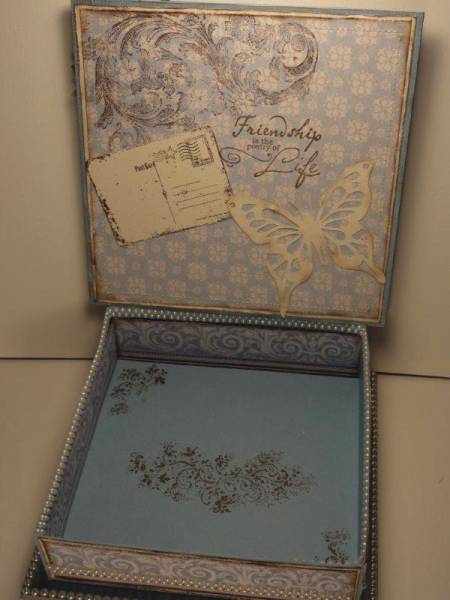 keepsake box interior