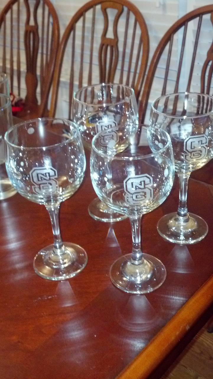 NCSU Polka Dot Wine Glass Set
