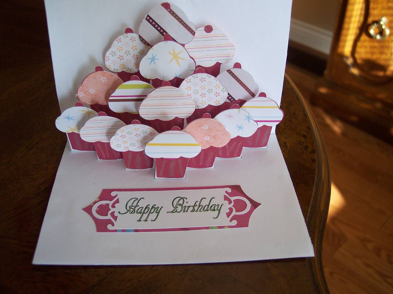 cupcake pop up birthday card