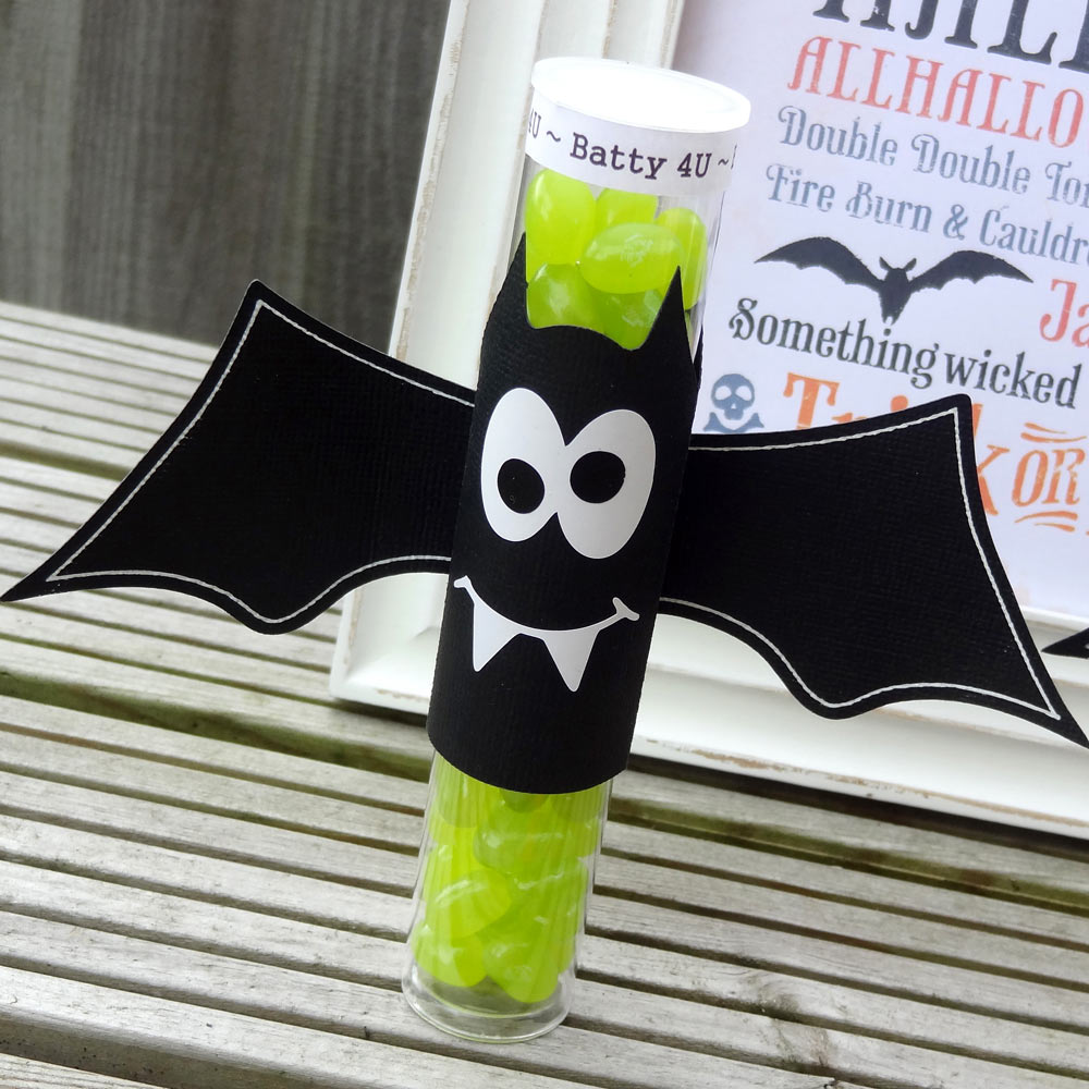 Halloween-Bat-Tube-Favors