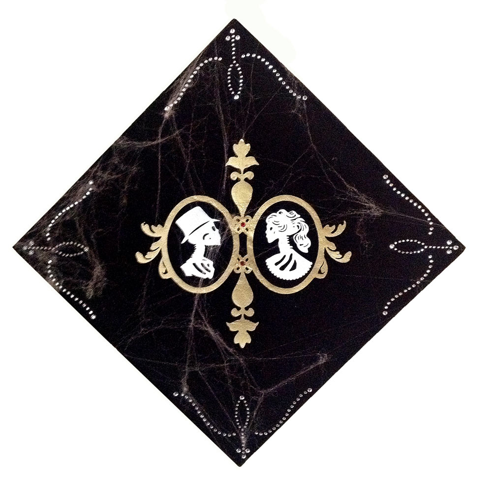 Eerie-Victorian-Wall-Hanging