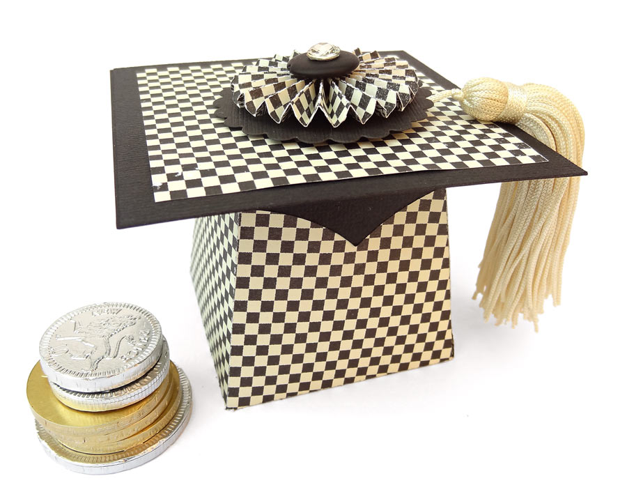 Gradutaion-Mortarboard-Box