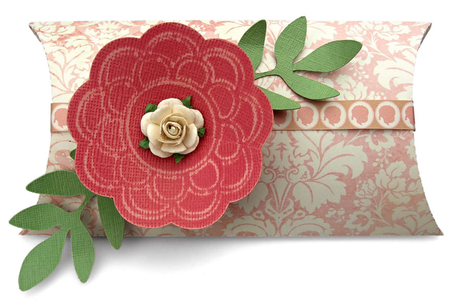 Pillow-Box-with-Distressing-Tool-Flower-JWright