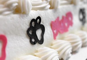 Wilton Sugar Sheet Pazzles Inspiration Die Cut Cat Paw Detail