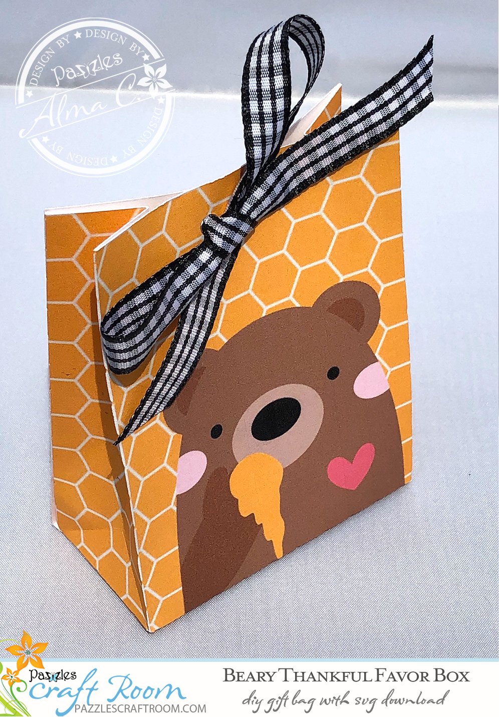 Pazzles DIY Beary Thankful Favor Box with instant SVG download. Compatible with all major electronic cutters including Pazzles Inspiration, Cricut, and Silhouette Cameo. Design by Alma Cervantes.