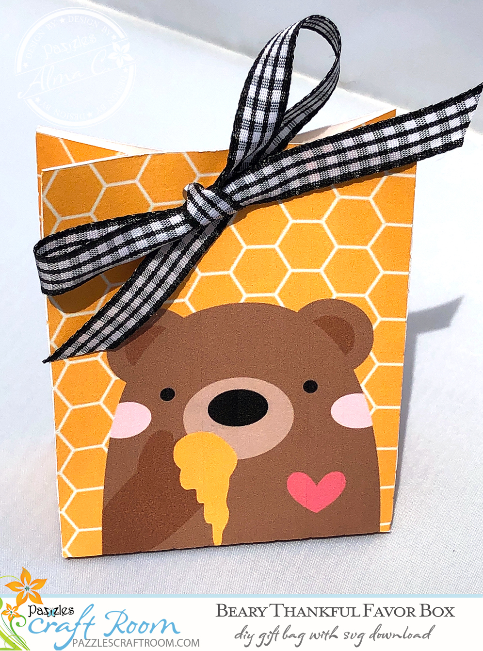Pazzles DIY Beary Thankful Favor Box with instant SVG download. Compatible with all major electronic cutters including Pazzles Inspiration, Cricut, and Silhouette Cameo. Design by Alma Cervantes.