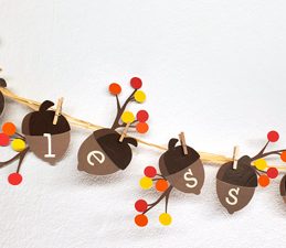 Pazzles DIY Blessings Acorn Garland with instant SVG download. Compatible with all major electronic cutters including Pazzles Inspiration, Cricut, and Silhouette Cameo. Design by Renee Smart.