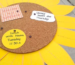 Pazzles DIY Sunflower Cork Memo Board with instant SVG download. Compatible with all major electronic cutters including Pazzles, Cricut, and Silhouette Cameo. Design by Renee Smart.