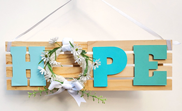 Pazzles DIY Mini Pallet Hope Home Sign with instant SVG download. Instant SVG download compatible with all major electronic cutters including Pazzles Inspiration, Cricut, and Silhouette Cameo. Design by Renee Smart.