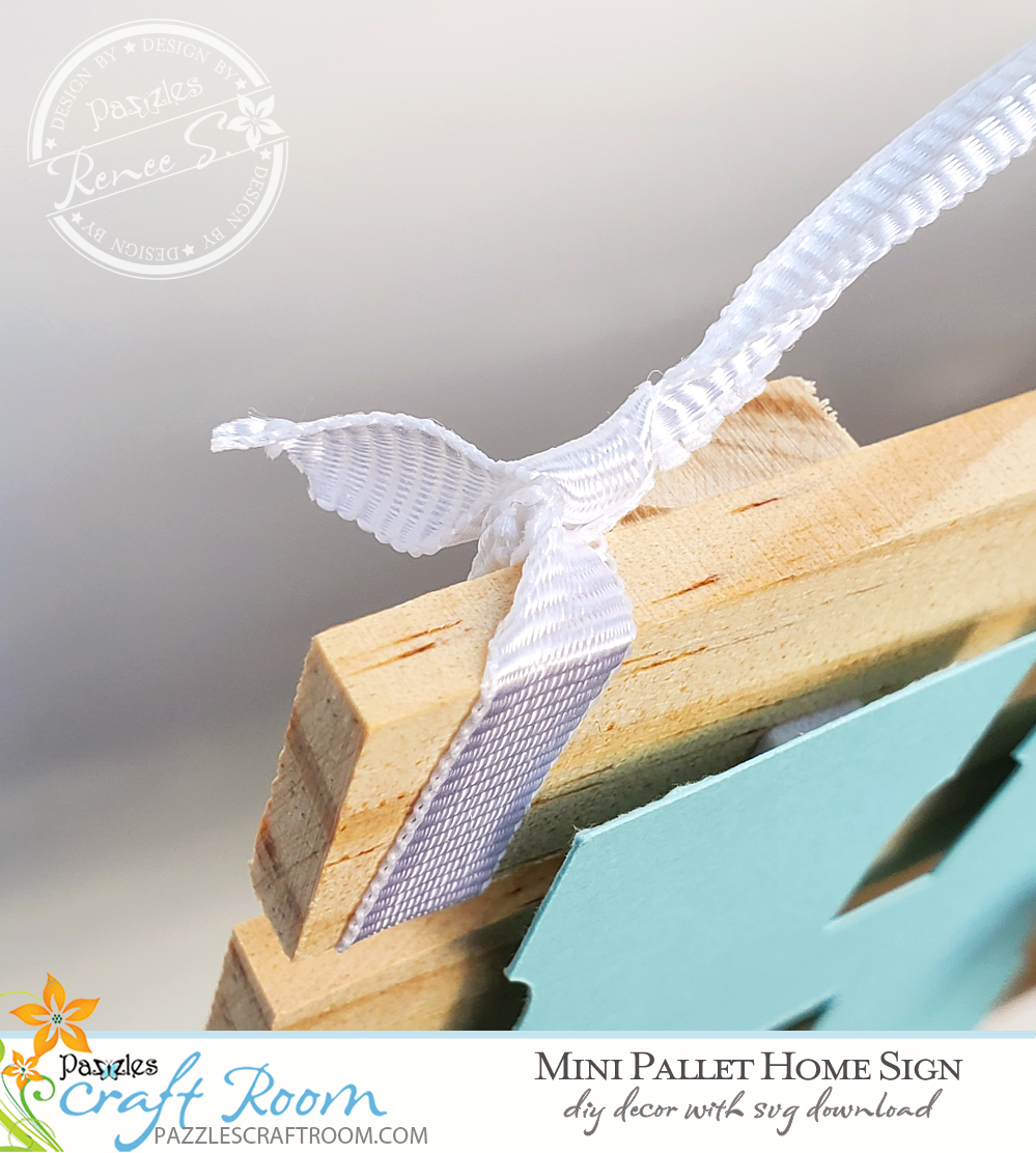 Pazzles DIY Mini Pallet Hope Home Sign with instant SVG download. Instant SVG download compatible with all major electronic cutters including Pazzles Inspiration, Cricut, and Silhouette Cameo. Design by Renee Smart.